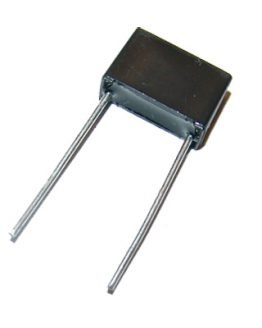 Полиестерен кондензатор 220nF/63V, 5%