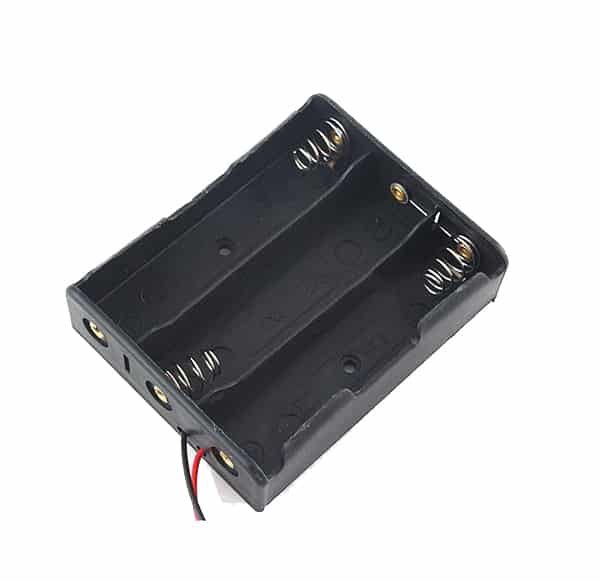 Държач за батерии 3xАА с изводи