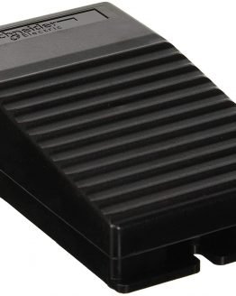 Крачен превключвател XPEA110 250VAC/3A SPDT