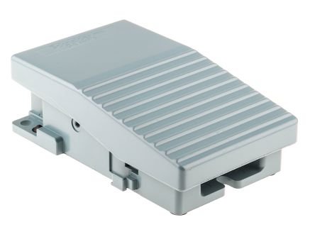 Крачен превключвател XPEM110 240VAC/3A SPST