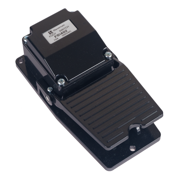 Крачен превключвател FS/402 250VAC/15A NC+NO