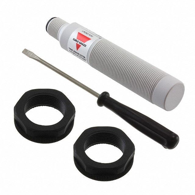 Капацитивен датчик CA18CLN12TOM6 20-250VAC SCR