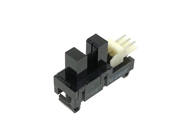 Оптичен датчик EE-SX460-P1 5мм 10VDC